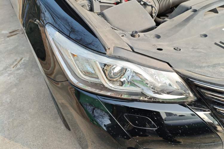 Used Toyota Crown 2018 2.0T Fashion Edition
