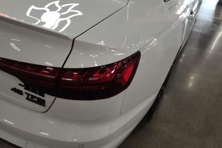 Used Audi A4L 2024 40 TFSI Luxury Dynamic Edition (Starry Night Version)