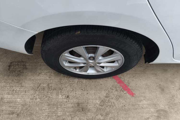 Used Chevrolet Sail 2015 Sail 3 1.3L AMT Ideal Edition
