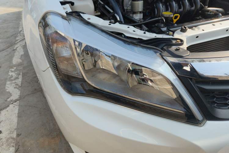 Used BYD F3 2015 Energy-Saving Edition 1.5L Manual Luxury Model