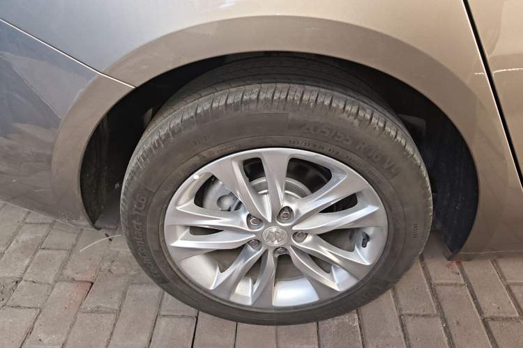 Used Buick Verano 2018 Sedan 20T Dual-Clutch Leading Model
