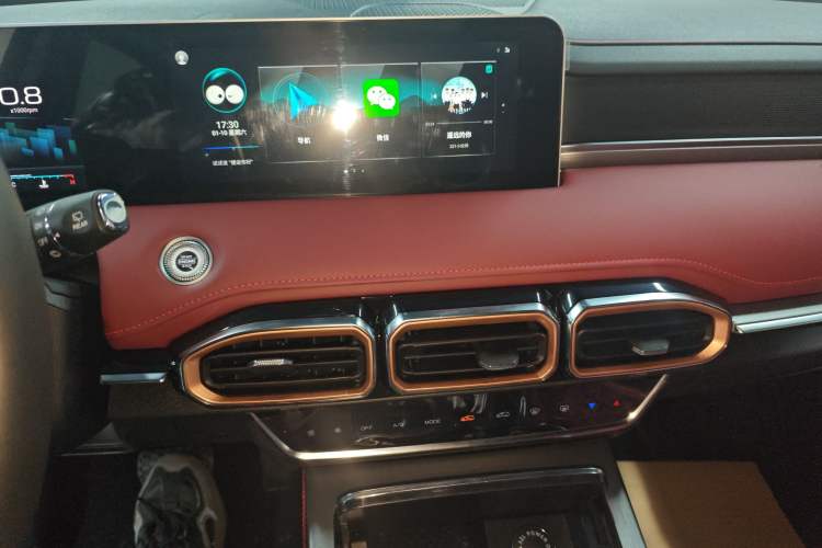 Used JETOUR X70 PLUS 2024 Champion Edition 1.5T DCT Champion PRO 5-Seater
