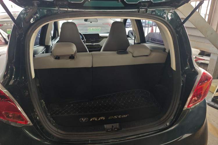 Used CHANGAN Benni E-Star 2022 Qingxin Edition Colorful Model Lithium-NMC
