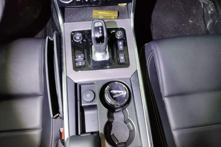 Used Jaguar XEL 2020 2.0T 200 PS R-DYNAMIC S Advanced Sport Edition
