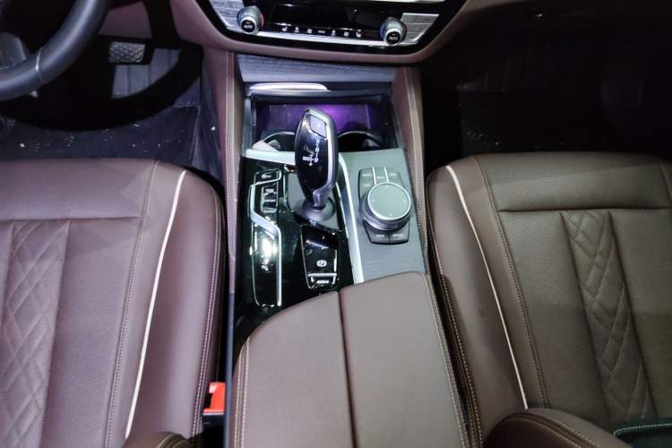 Used BMW 5 Series 2023 530Li Leading Model M Sport Package
