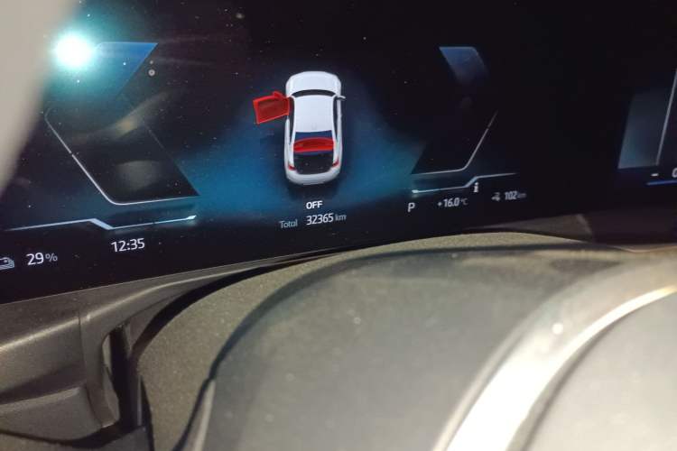 Used BMW i3 2024 eDrive 35 L
