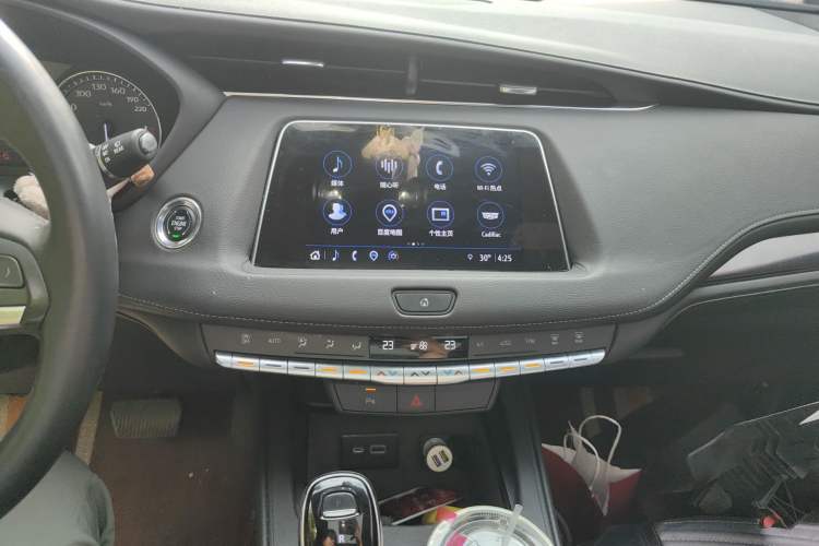 Used Cadillac XT4 2023 28T Two-Wheel Drive Fashion Edition
