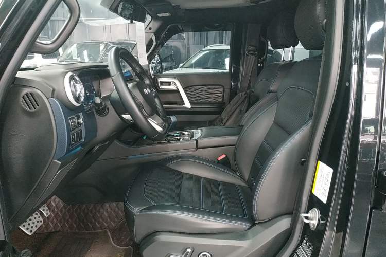 Used BAIC Off-Road BJ40 2023 2.0T Automatic Four-Wheel Drive Urban Hunter Edition Chivalrous Type