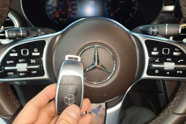 Used Mercedes-Benz GLC 2020 Facelift GLC 260 L 4MATIC Luxury Edition