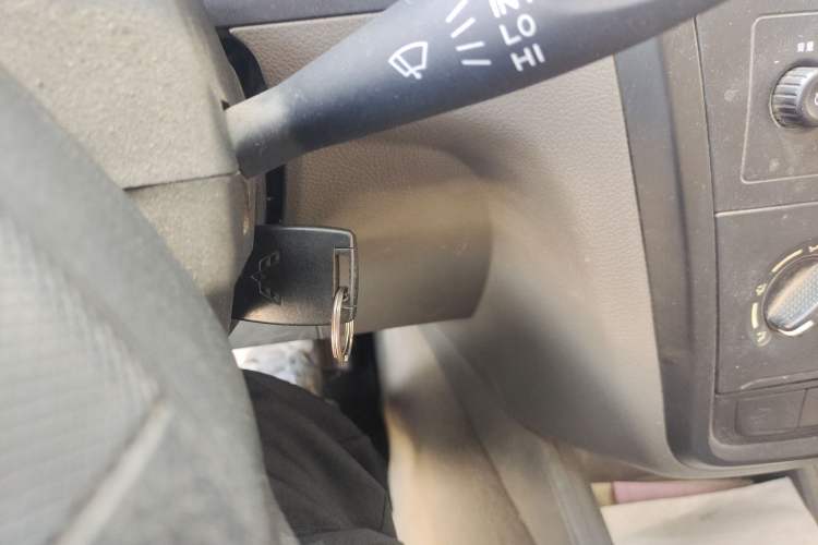 Used Wuling Zhiguang V 2017 1.2L Base Version LMH
