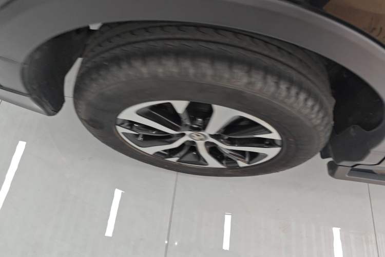 Used Toyota RAV4 2016 2.0L CVT Two-Wheel Drive Fashion Edition China V Standard