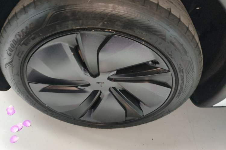 Used Tesla Model Y 2026 Rear-Drive Model
