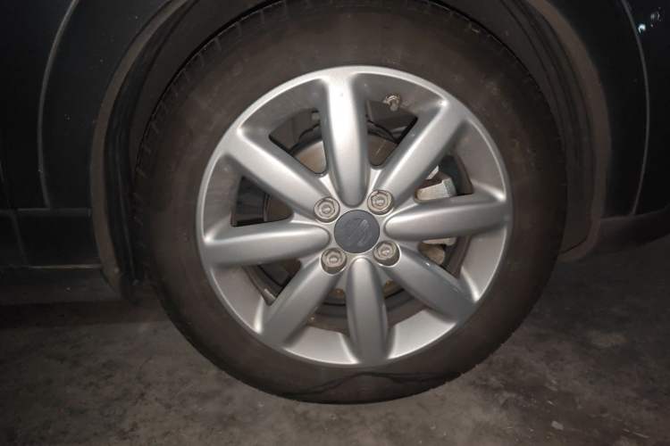 Used Leapmotor T03 2020 400 Luxury Edition Right Front Wheel Hub