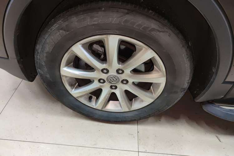 Used Buick Envision 2020 20T Two-Wheel Drive Luxury Model Left Front Wheel Hub