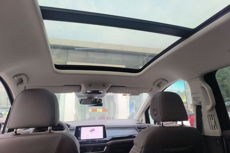 Used Volkswagen Viloran 2024 380TSI Premium Edition