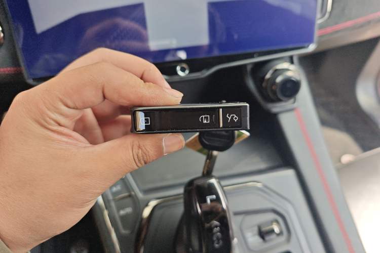 Used Lynk & Co 05 2020 2.0TD Four-Wheel Drive HypeHalo
