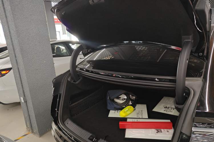 Used BYD Seal 2023 DM-i 1.5T 121km Prestige Model