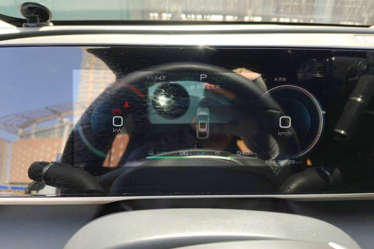Used BYD Qin L 2024 DM-i 120KM Leading Model Instrument Cluster