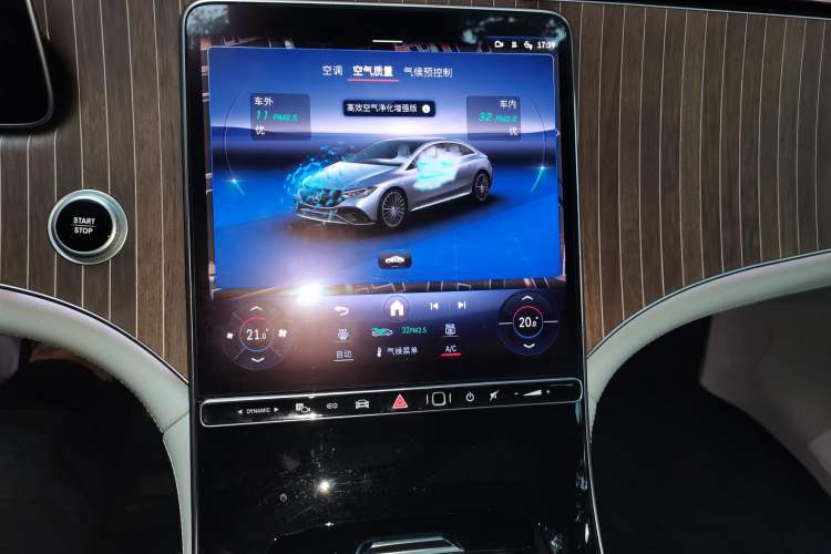 Used Mercedes-Benz EQE 2025 500 4MATIC Pioneer Edition
