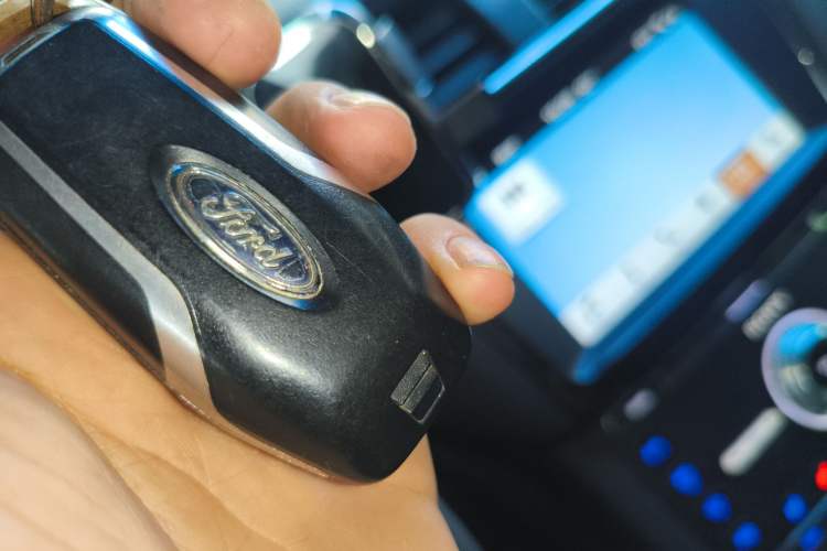 Used Ford Taurus 2017 EcoBoost 245 Luxury Model Vehicle Key