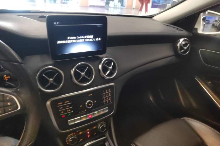 Used Mercedes-Benz GLA 2018 GLA 200 Fashion Model