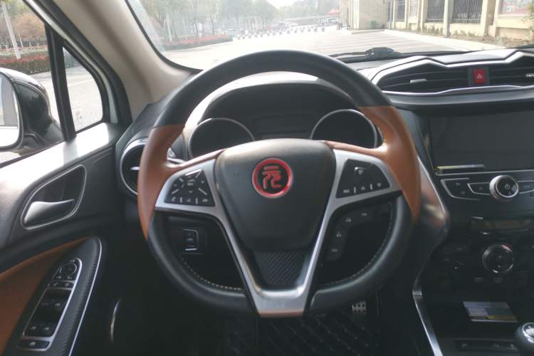 Used BYD Yuan 2016 1.5L Manual Luxury Model
