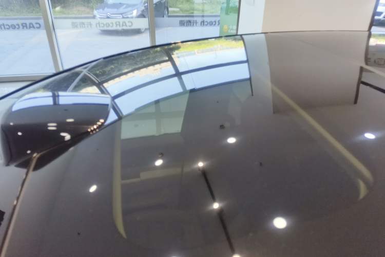 Used Li Auto MEGA 2024 Ultra Model
