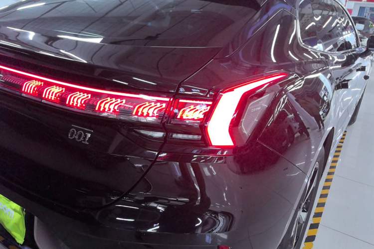 Used Zeekr 001 2023 WE Edition 100 kWh
