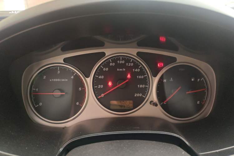 Used Great Wall Wingle 5 2016 2.8T Two-Wheel-Drive Entry-Level GW2.8TC Big Double-Cab GW2.8TC Instrument Cluster