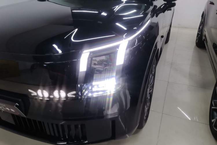 Used Lynk & Co 900 2025 2.0T Ultra Left Front Headlight