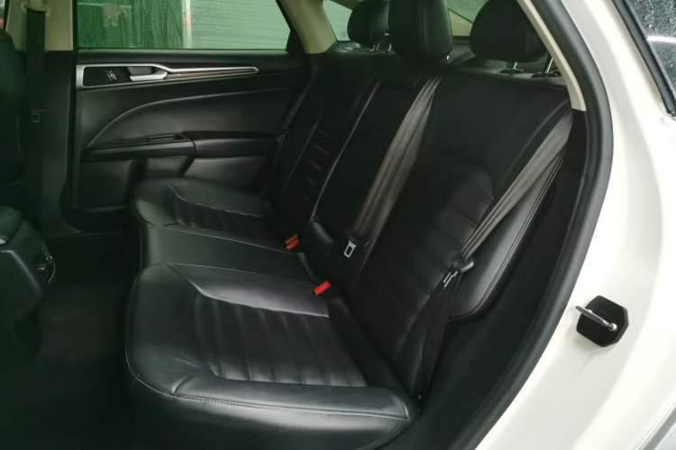 Used Ford Mondeo 2017 Facelifted EcoBoost 180 Fashion Edition Left Rear Seat