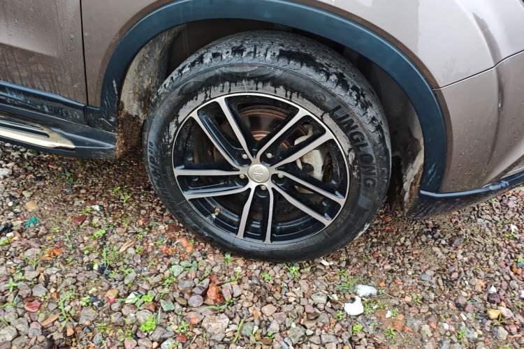 Used Bestune X40 2017 1.6L Automatic Prestige Edition
