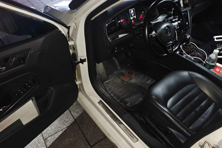 Used Volkswagen Lamando 2019 280TSI DSG Comfort Edition China V Standard Driver Seat