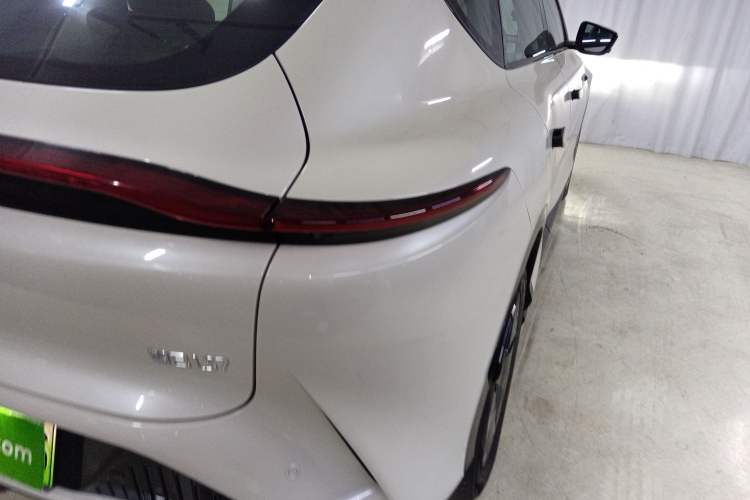 Used IM LS7 2023 77 kWh Urban Fit Rear-Wheel Drive