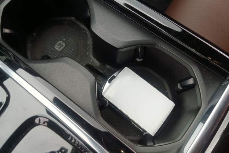 Used Volvo S90 New Energy 2022 T8 eDrive Hybrid Luxury Edition Interior 1