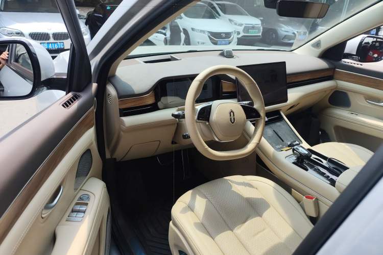 Used Hima AITO M7 2024 1.5T Rear-Drive Plus Version 5 Seats Driver Seat