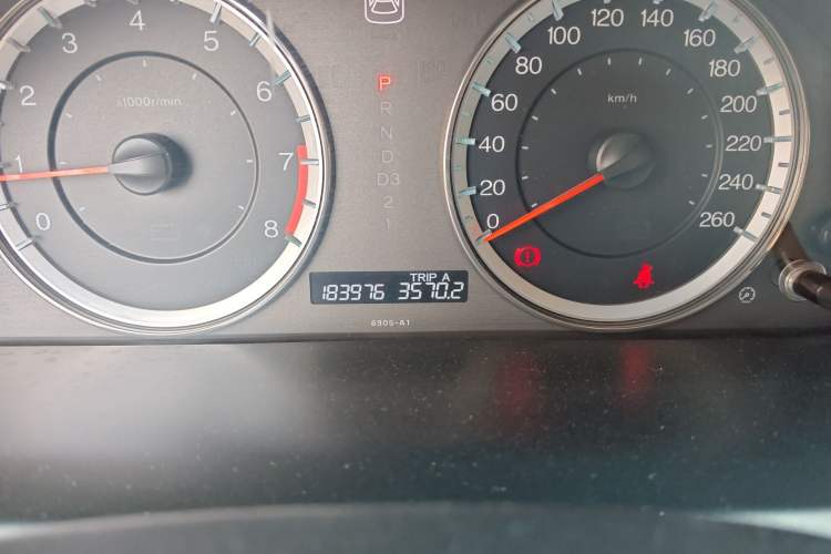 Used Honda Accord 2013 2.0L SE Odometer Close Up