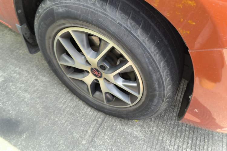 Used BYD Song 2016 GaiShi Edition 1.5TI Manual Elite Model