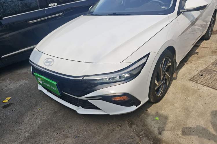 Used Hyundai Elantra 2023 1.5L CVT GLX Elite Edition Left Front Headlight