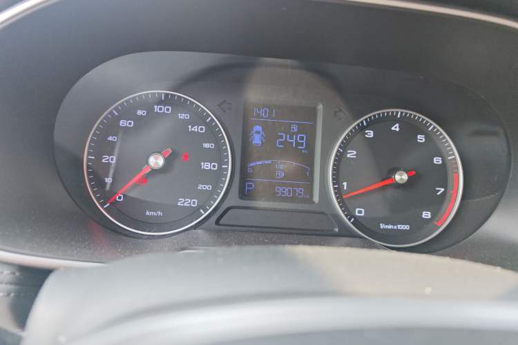 Used Roewe RX3 2020 1.6L CVT 4G Connected Ultra-Cool Flagship Edition Instrument Cluster