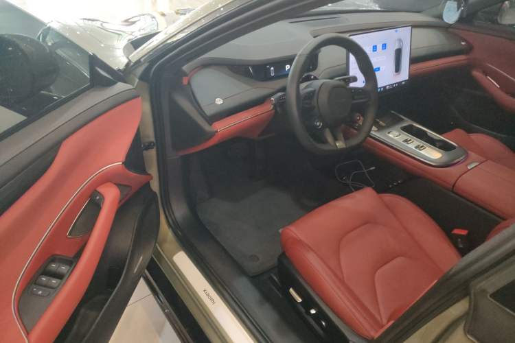 Used Xiaomi Auto SU7 2024 Rear-Drive Long-Range Intelligent Driving Version Driver Seat