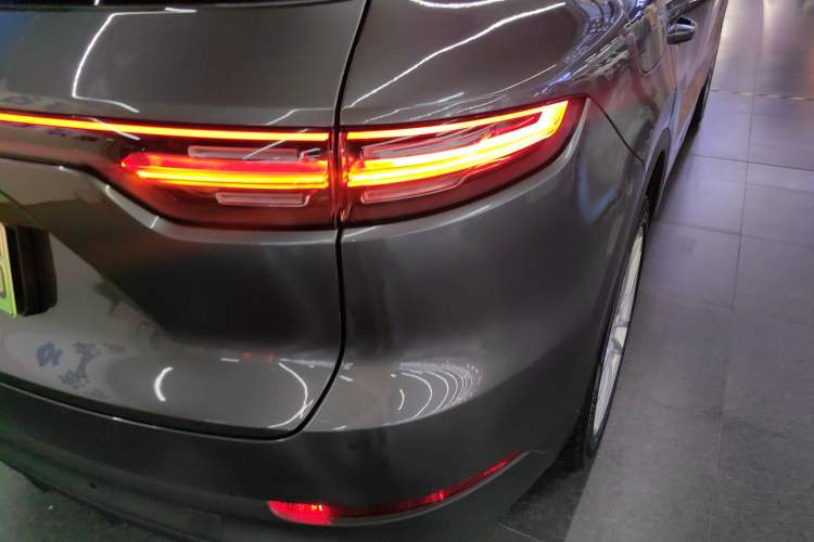 Used Porsche Cayenne E-Hybrid 2021 Cayenne E-Hybrid 2.0T