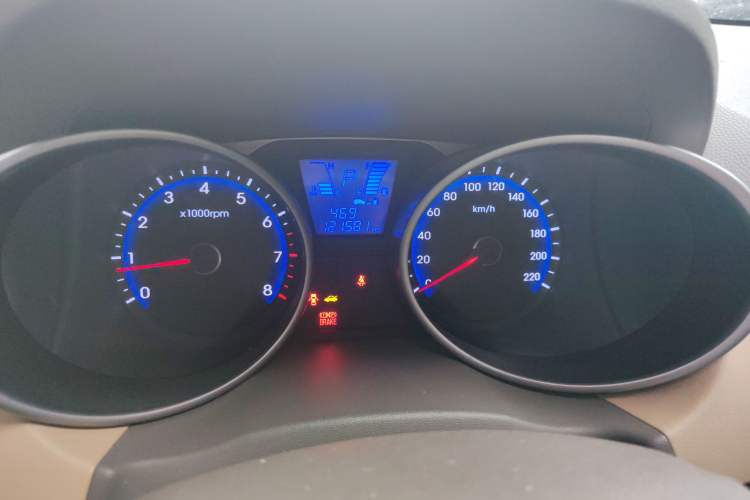 Used Hyundai ix35 2012 2.0L Automatic Two-Wheel Drive Elite Edition GLS
