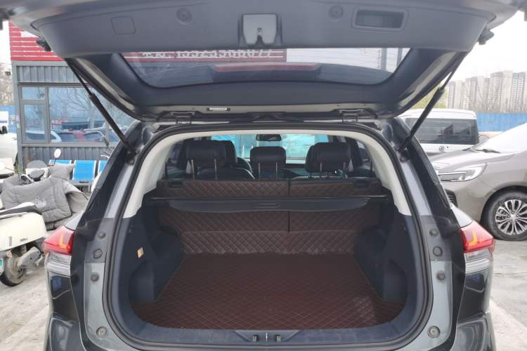 Used CHANGAN OSHAN X7 2021 1.5T Automatic Luxury Model
