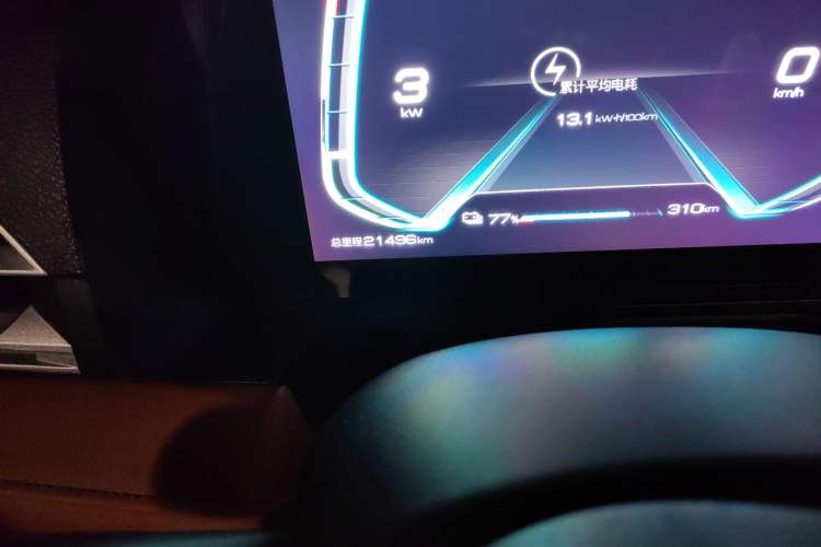 Used BYD e2 2021 Luxury Model Odometer Close Up