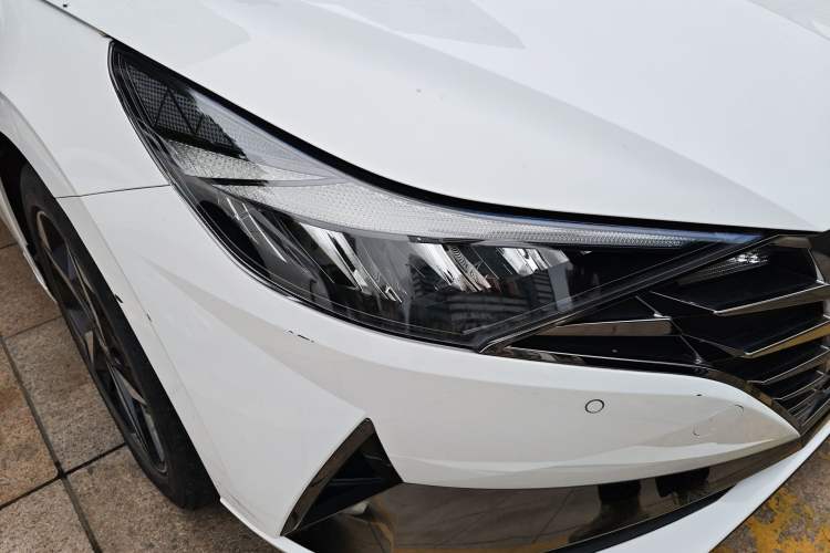 Used Hyundai Elantra 2023 1.5L CVT LUX Prestige Edition