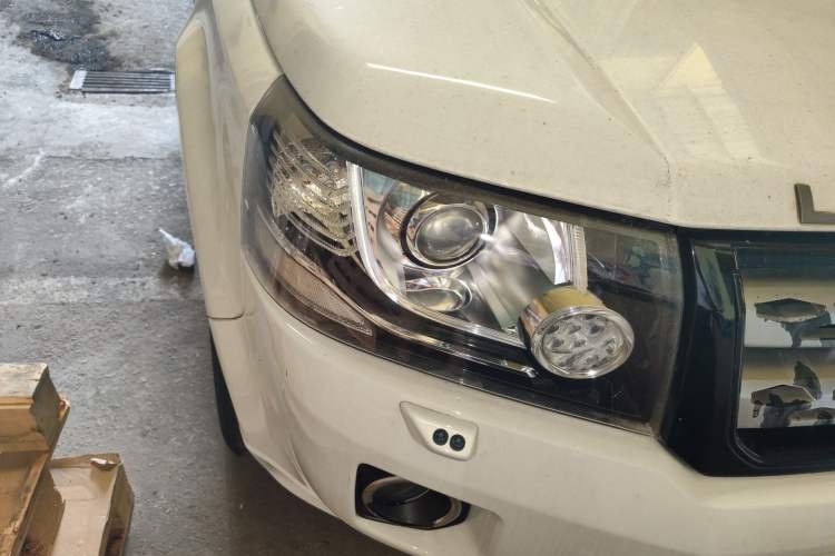 Used Land Rover Freelander 2 2014 2.0T Si4 SE Gasoline Version Right Front Headlight