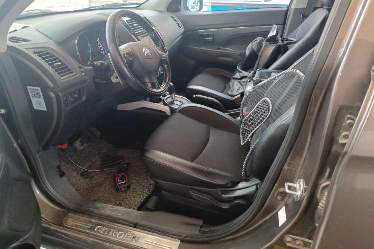 Used Citroen C4 Aircross 2013 2.0L Two-Wheel Drive Comfort Edition Left Front Seat