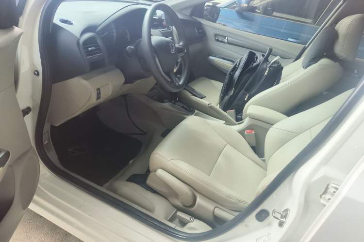 Used Honda City Classic 2012 1.5L Automatic Elite Edition Left Front Seat