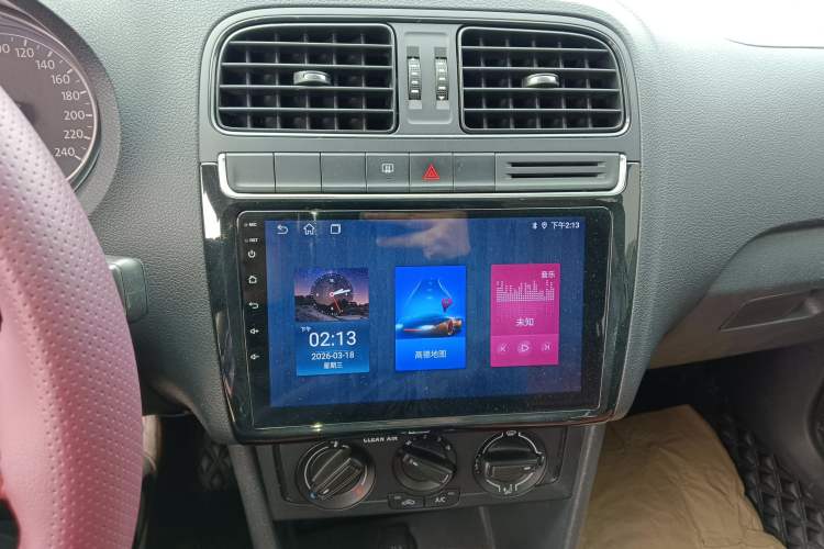 Used Volkswagen Polo 2016 1.4L Automatic Trendy Model Audio And AC Panel